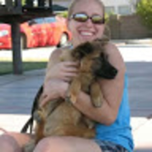 Meet your Posher, Jen - Picture 1 of 1